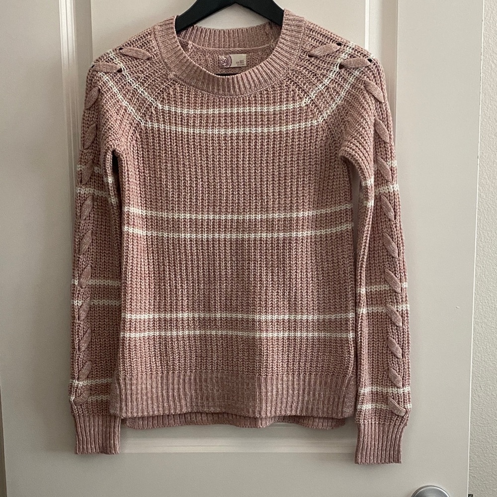 SO Women's Blush Cable Knit Sweater